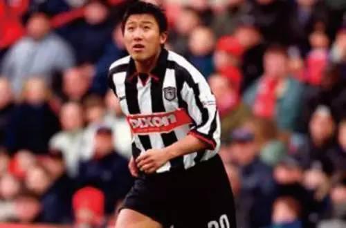 金庸人物穿越到中国足球后防圈，你可以对号入座吗？