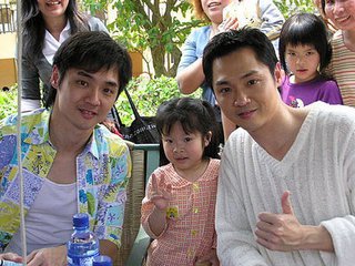 娱乐圈双胞胎姐妹明星,娱乐圈双胞胎明星照片