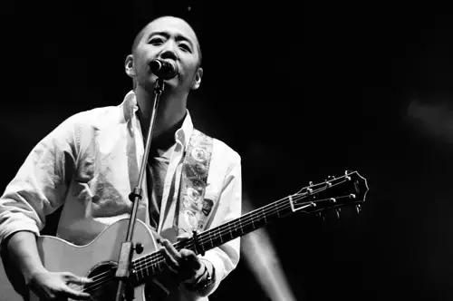 郝云冲动图片,郝云冲动