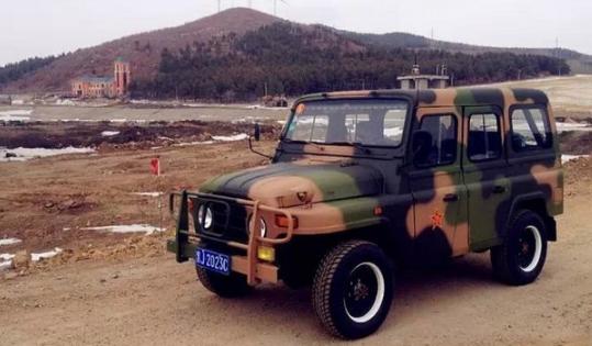 北汽迷彩汽车,北汽迷彩版212