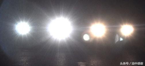 远光灯晃一下违法么,开车被远光灯晃该咋办