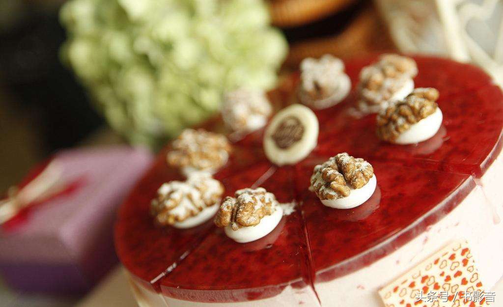 女人的虚荣心男人的面子,看清女人虚荣和男人的无奈