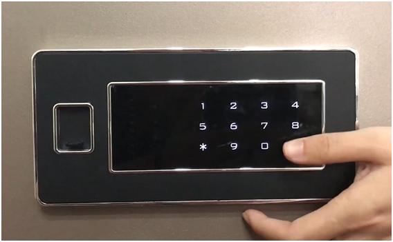 首次使用保险柜怎么用,第一次用密码锁怎么开