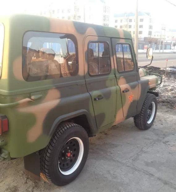 北汽迷彩汽车,北汽迷彩版212