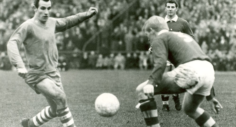 沙尔克04队徽演变,沙尔克04曾经辉煌