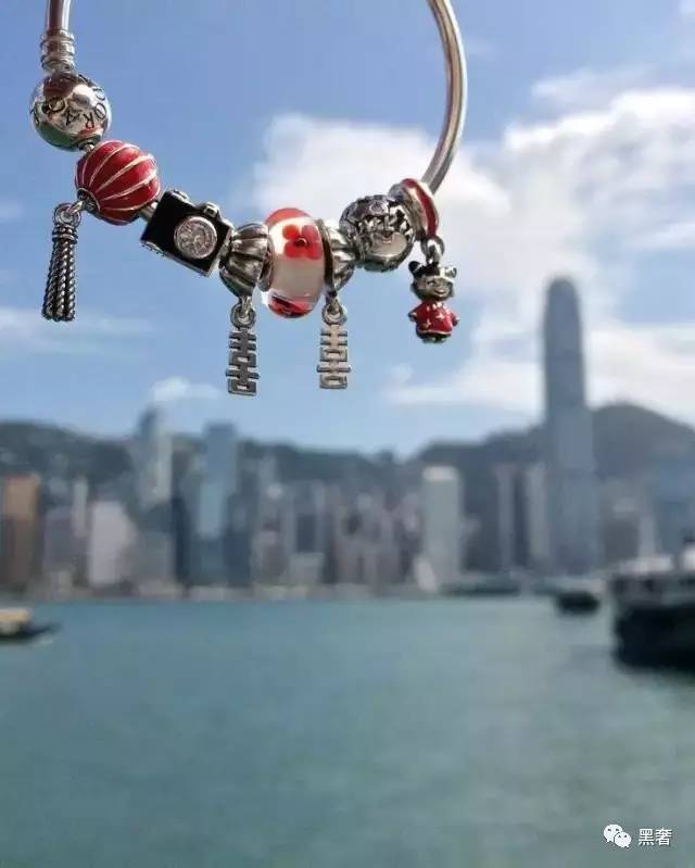 一入潘门深似海｜潘多拉的串珠子是怎么让人买到上瘾的？