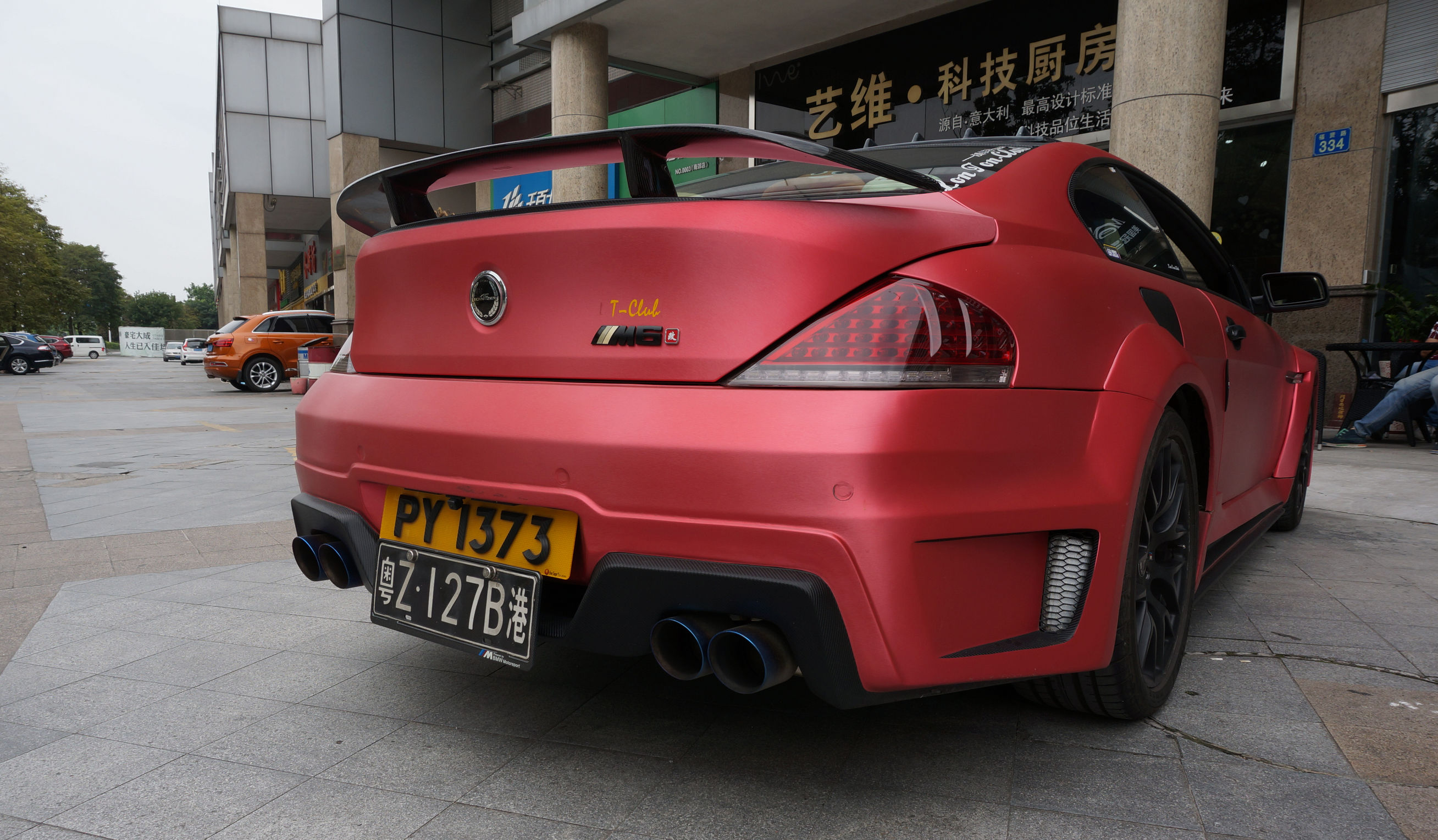 换了轮毂边缘突出,换了轮毂轮胎外凸