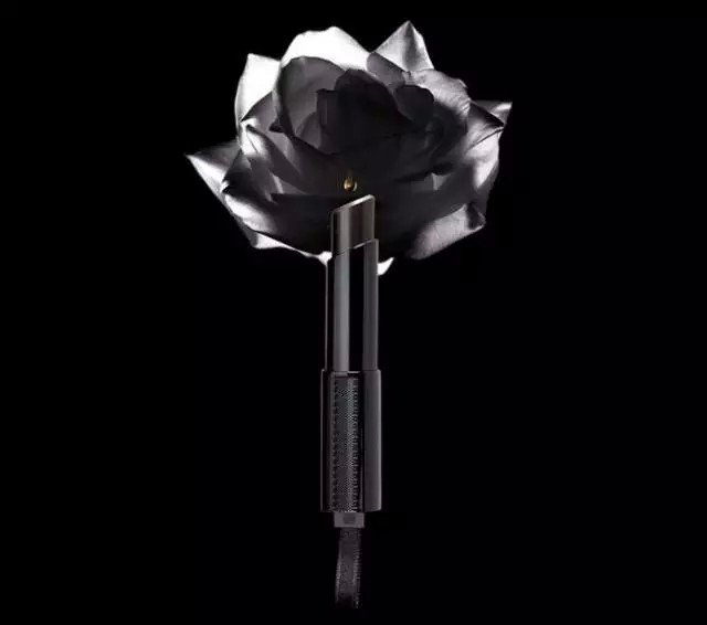 100支蓝色的口红,100支口红混彩泥