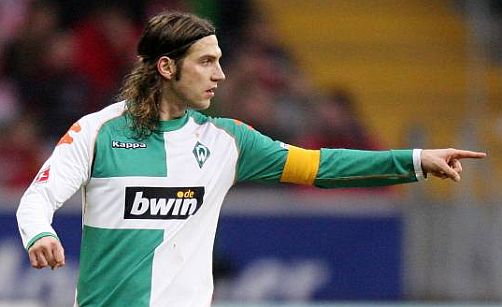 足坛主教练和队长发型,足坛长头发教练