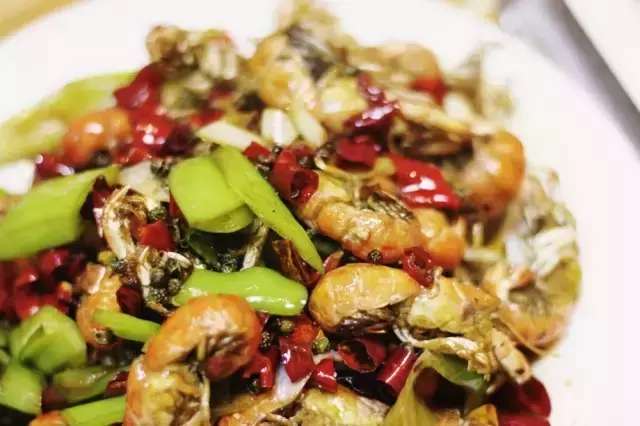 大连足球探店,大连足球迷玩的地方