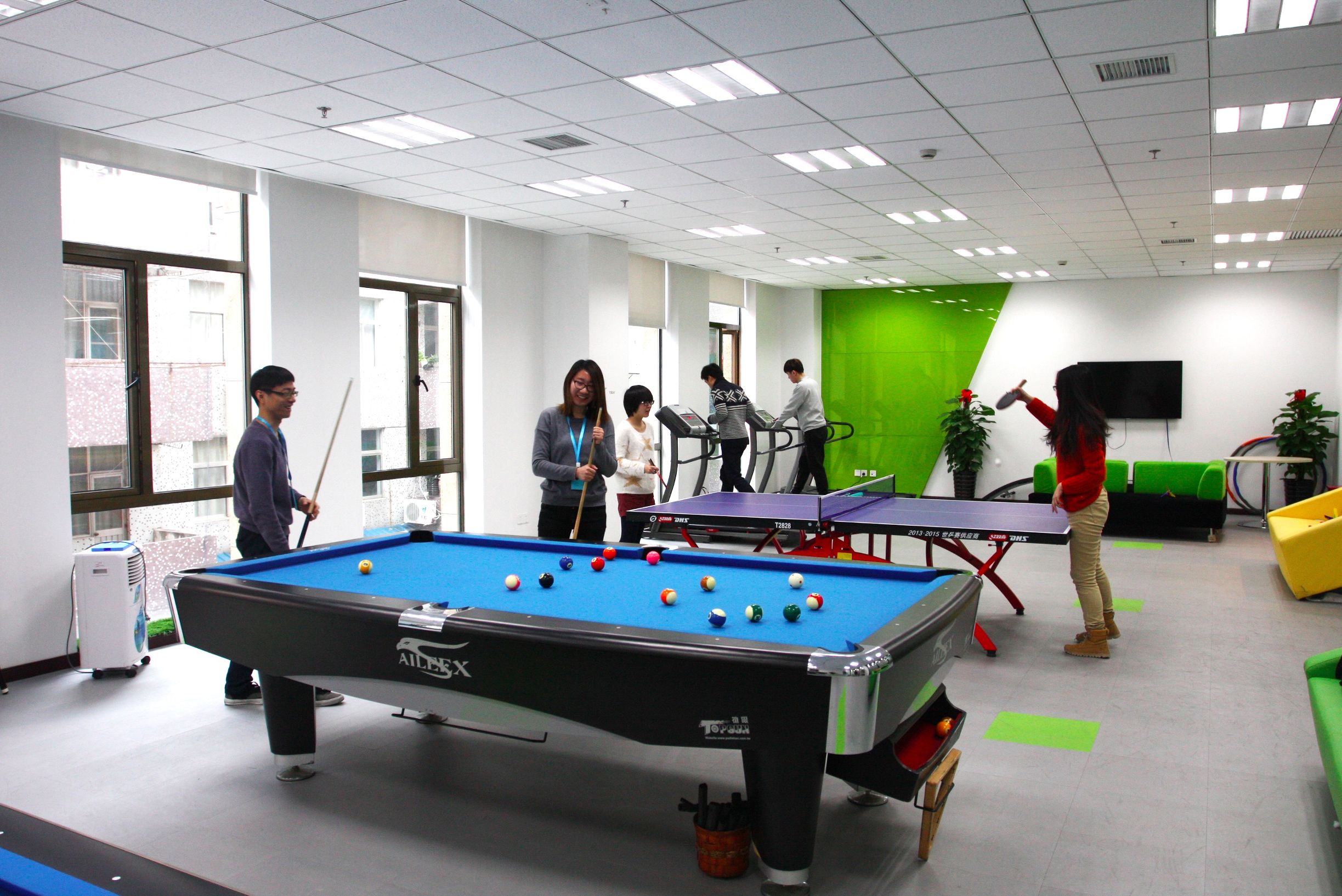 欢乐颂2曲筱绡谈项目迟到,欢乐颂2曲筱绡感觉好幸福