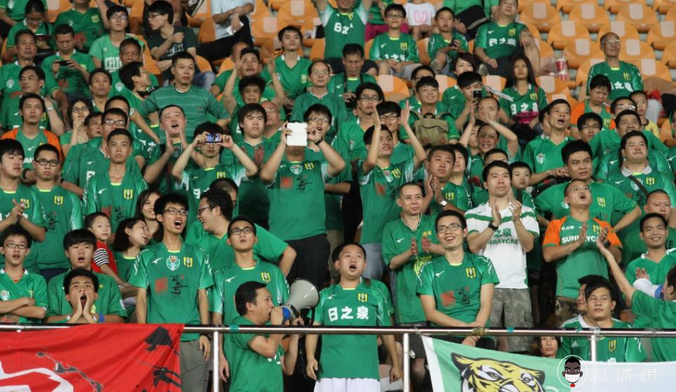 仅差一字！最终一队成为“六冠王”，另一队成“最短命”俱乐部！