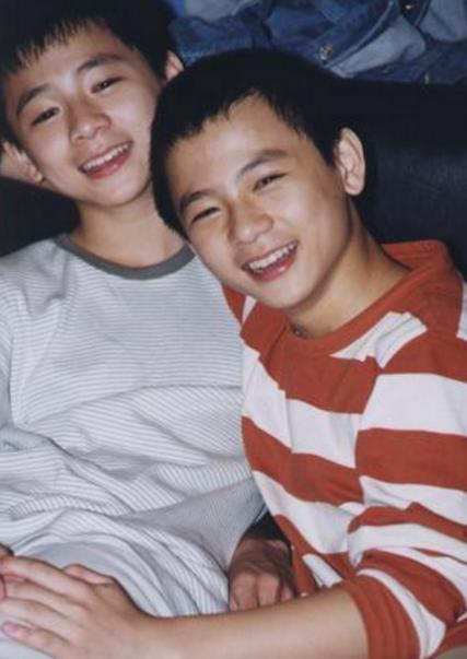 娱乐圈双胞胎姐妹明星,娱乐圈双胞胎明星照片