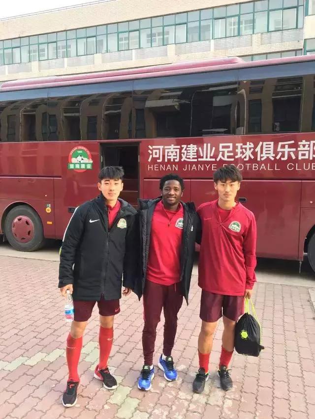 前巴萨球员？河南这支足球队这次引援太强势