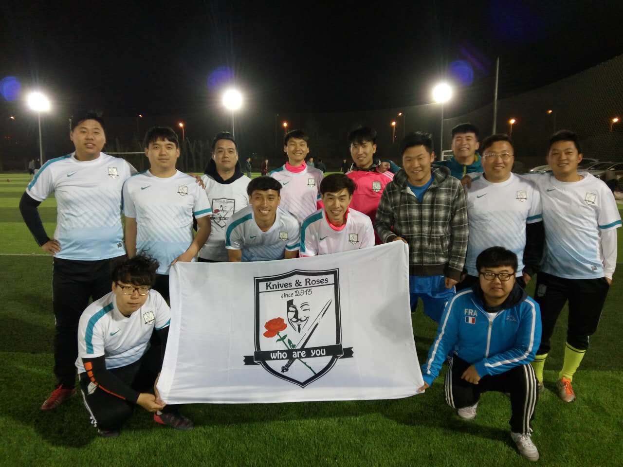 刀剑玫瑰！草根中一支快乐小球队~