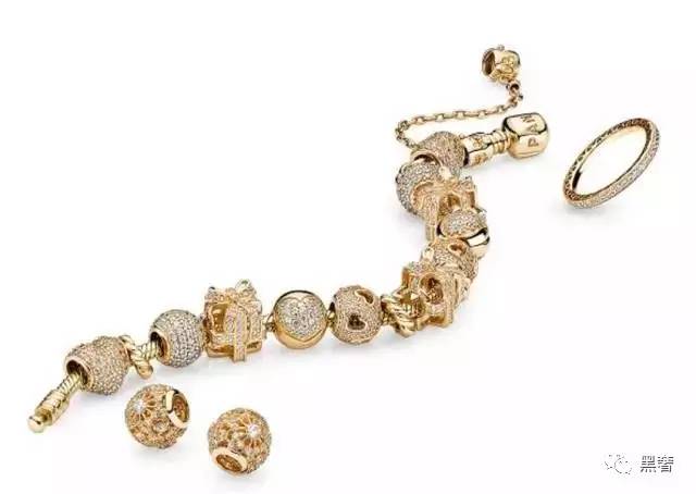 一入潘门深似海｜潘多拉的串珠子是怎么让人买到上瘾的？