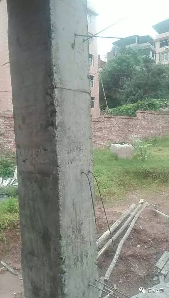 框架结构自建房地基筏板基础,自建房老基础与新筏板基础的结合