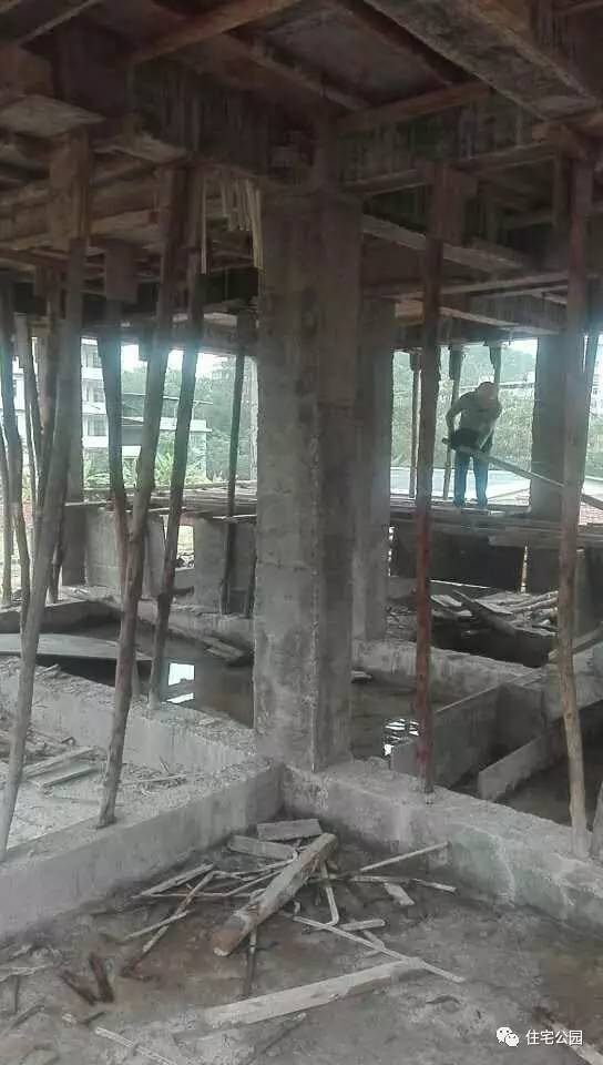 框架结构自建房地基筏板基础,自建房老基础与新筏板基础的结合