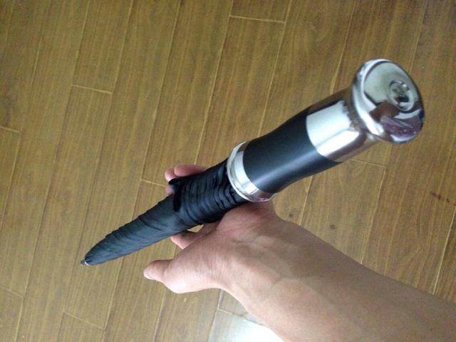 劳斯莱斯雨伞优惠,劳斯莱斯的雨伞是不是价值十万