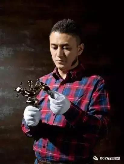 江湖人称“铜鱼头”，白手起家到年收入5亿，奥巴马还给他回信！