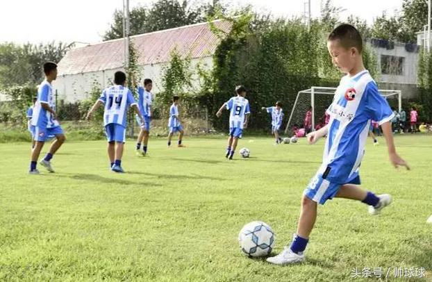 为国足输送数位国脚的东北路小学60年来仍然坚守，传承校园足球