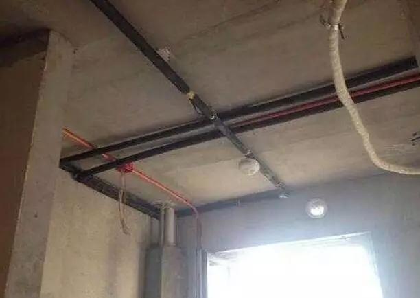 水电改造穿梁,水电改造都走顶好不好