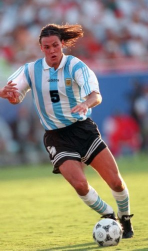 足坛主教练和队长发型,足坛长头发教练