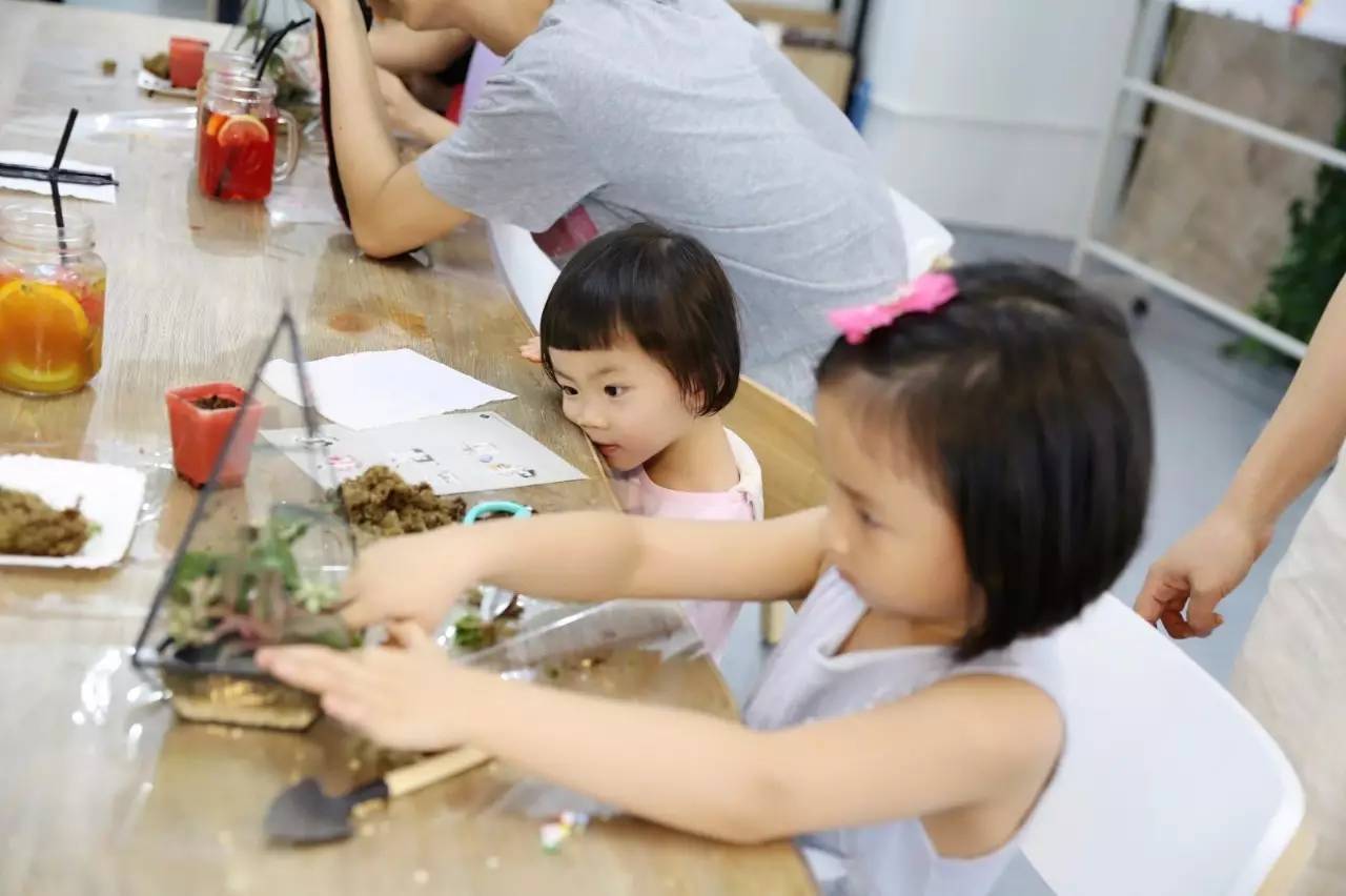 放假了，孩子真的没人带