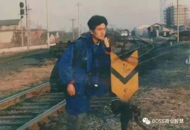 江湖人称“铜鱼头”，白手起家到年收入5亿，奥巴马还给他回信！