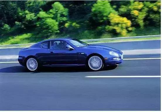 劳斯莱斯雨伞优惠,劳斯莱斯的雨伞是不是价值十万