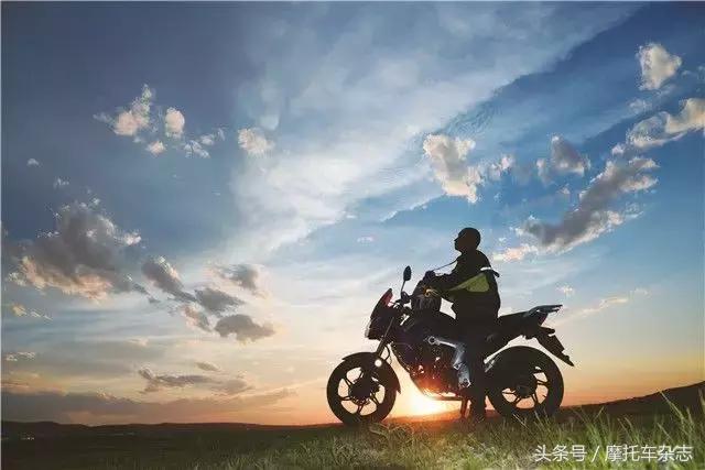 骑车腰酸屁股疼怎么治,骑车摔了一跤腰酸怎么回事