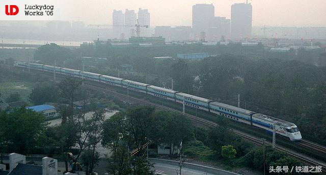 追寻消失的动车组列车-新曙光