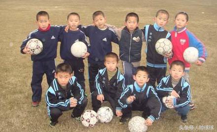 为国足输送数位国脚的东北路小学60年来仍然坚守，传承校园足球