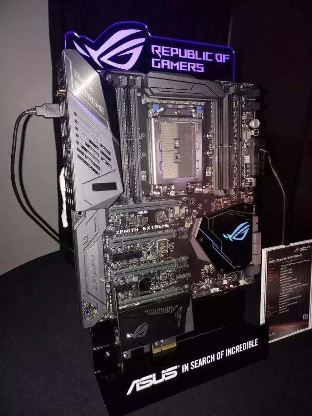 MC带你逛ComputeX：ASUS敲响高性能乐章