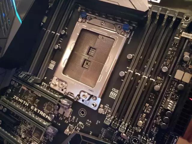 MC带你逛ComputeX：ASUS敲响高性能乐章