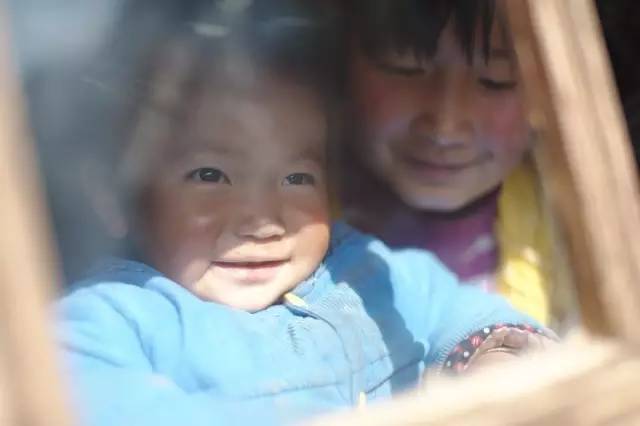 儿童节慰问福利院儿童,儿童尘肺病