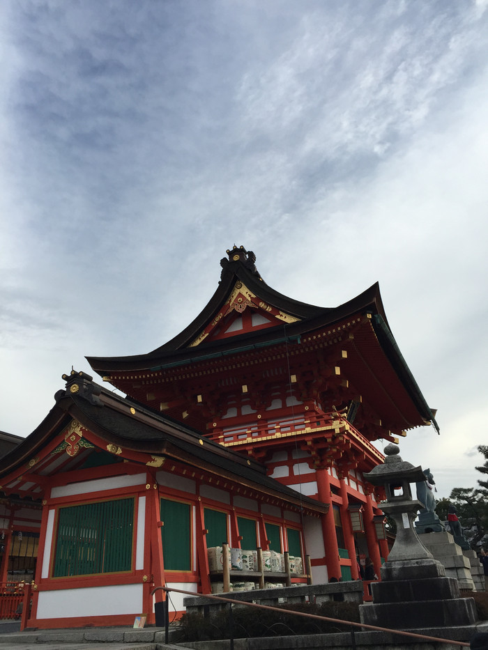 日本的冬天仍然色彩残暴,冬季日本的冰雪阳光