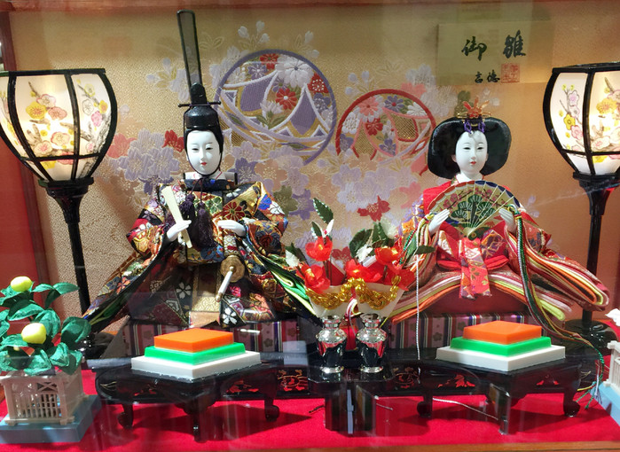 日本的冬天仍然色彩残暴,冬季日本的冰雪阳光