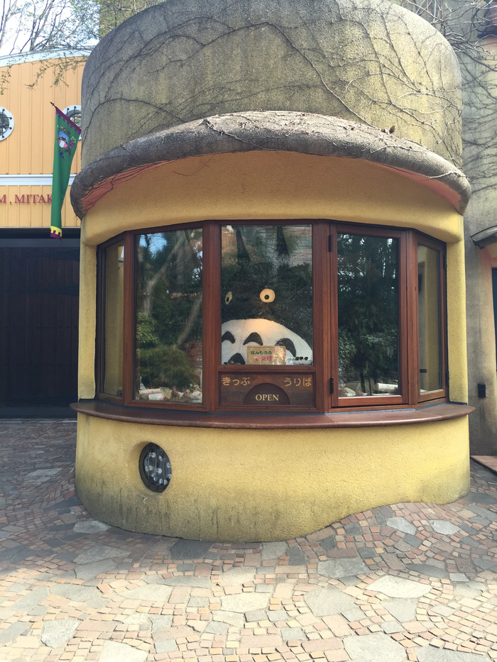 日本的冬天仍然色彩残暴,冬季日本的冰雪阳光