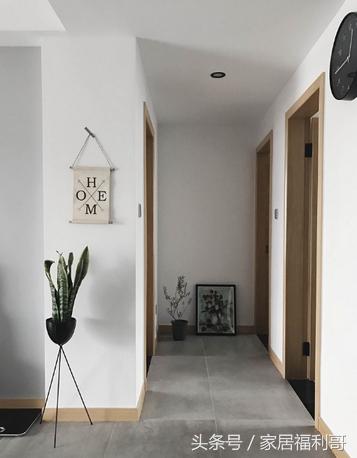 踢脚线跟地砖之间缝隙留多少,踢脚线与地板缝隙过大怎么处理