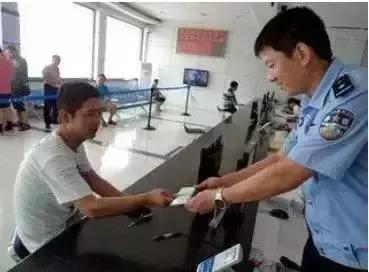 开车遇到丧葬队伍是好是坏,开车遇到丧事要关注哪些