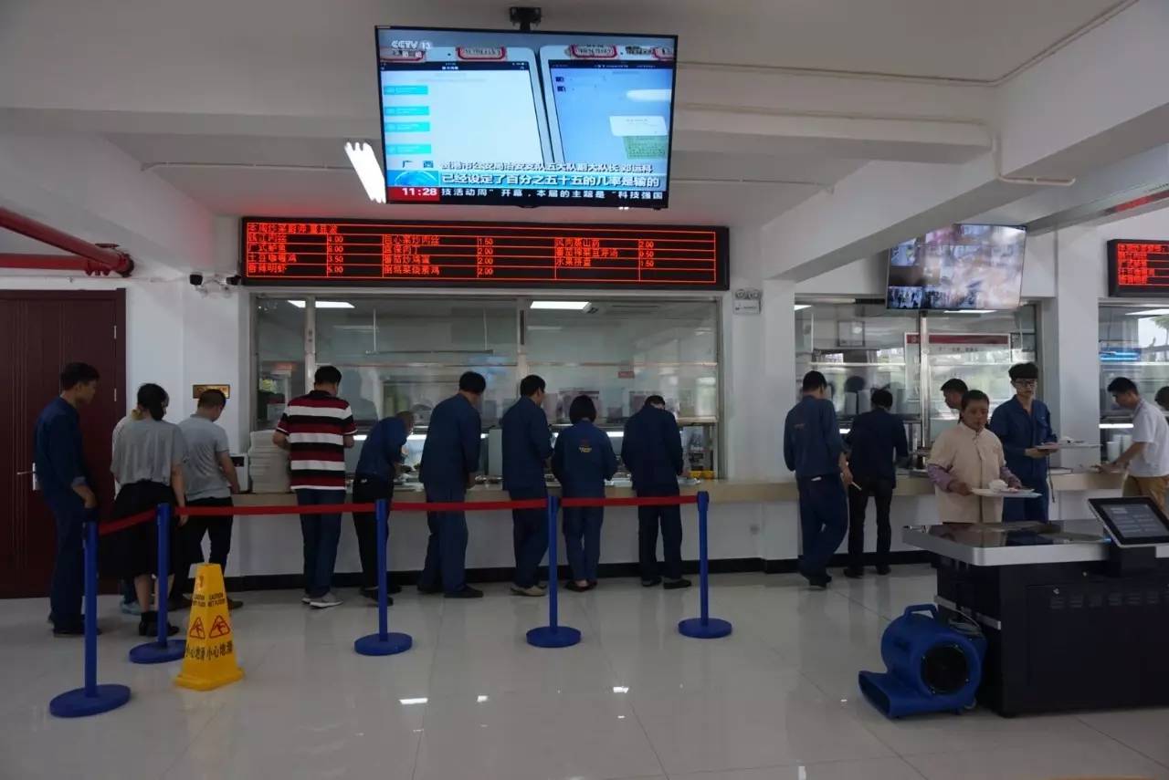 全家天天这里吃，水产都要亲自买，在这里吃饭会不会太有口福？