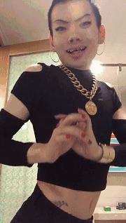 泰迪模仿主人的5种表现,泰迪真的能听懂人类的脚步声吗