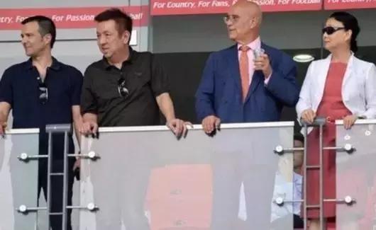 浠庣殑澹徃鏈哄紑濮嬬殑绁炶豹鐢熸椿,浠庢淮婊村徃鏈哄埌鍏ㄧ悆棣栧瘜