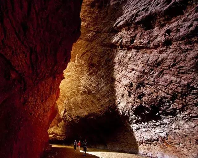 新疆南北疆大环线风景旅游专列,北京去新疆沿途风景