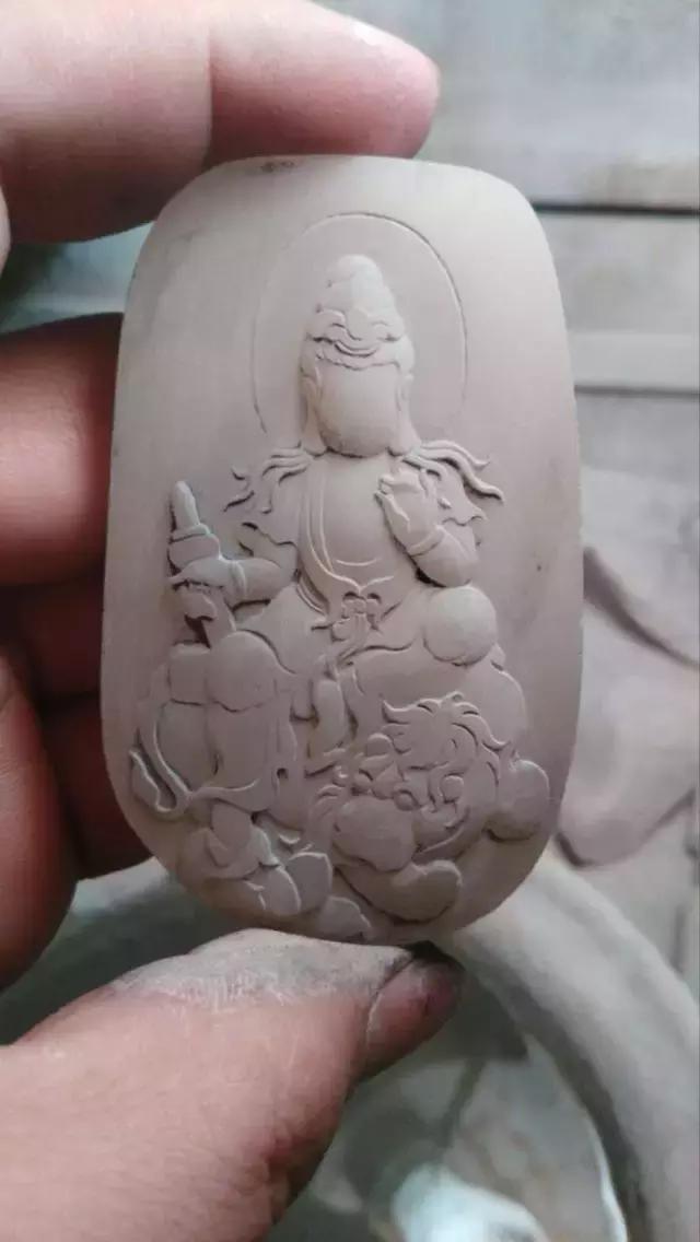 金丝玉雕刻文殊菩萨样板 (和田玉雕刻文殊菩萨图案)