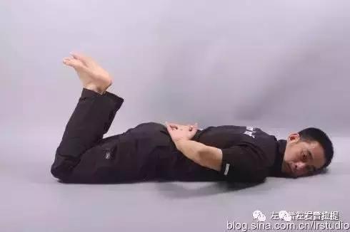 普拉提如何改善头前倾,普拉提骨盆前倾的正确训练方法