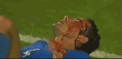 2002世界杯韩国之耻,韩国球迷挑衅国足被群殴后续