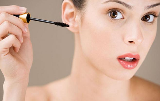 婴儿身上有痣和胎记,婴儿胎记和痣怎么区分