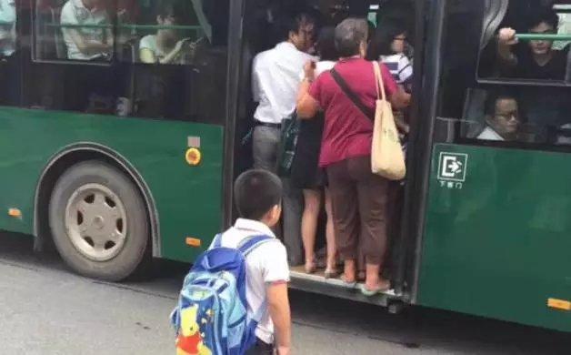 中国篮球十大奇葩事件,中国奇葩球场